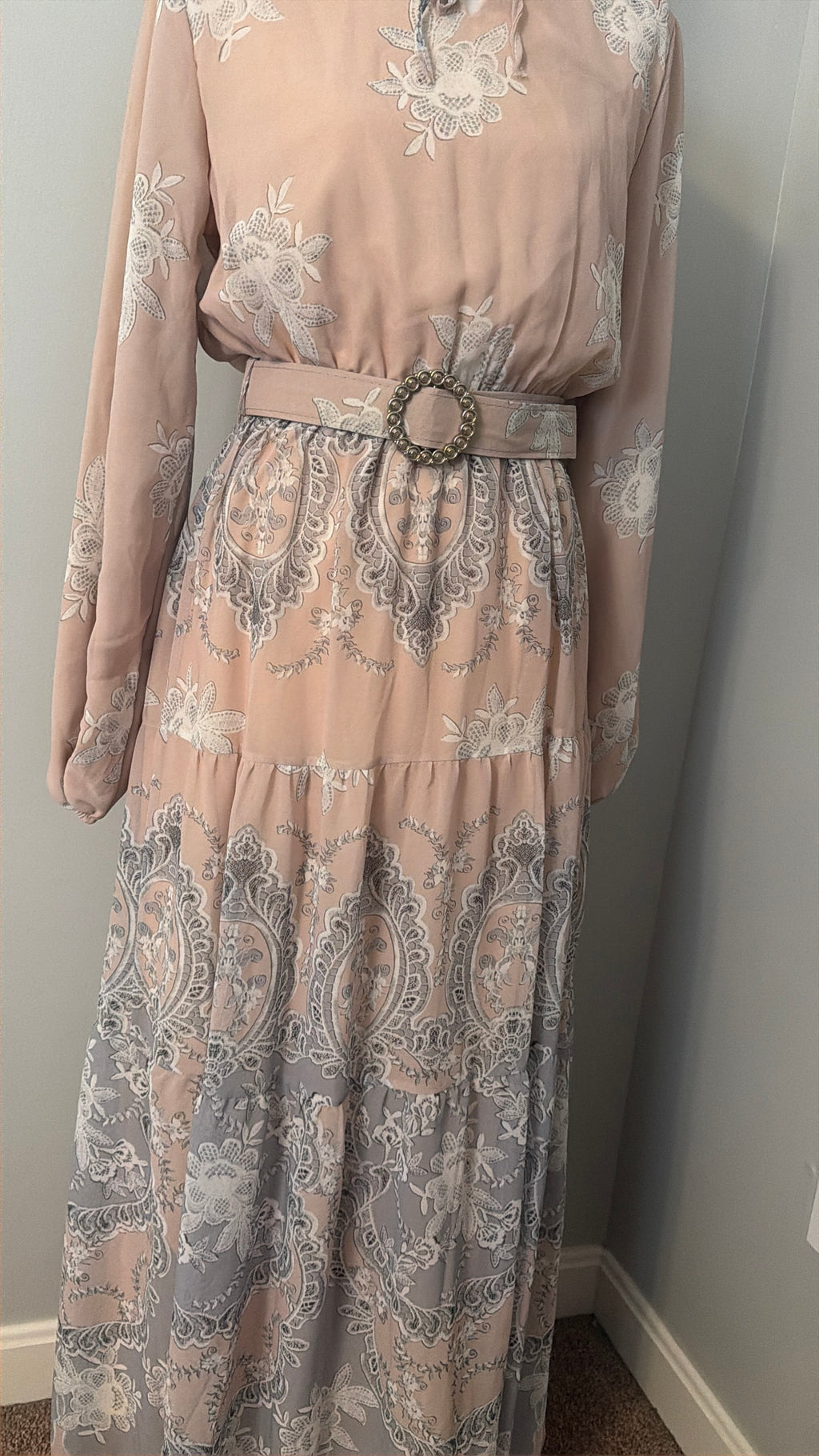 Elegant Chiffon Modest Maxi Dress with Embroidered Lace – Long Sleeve Formal Abaya Dress