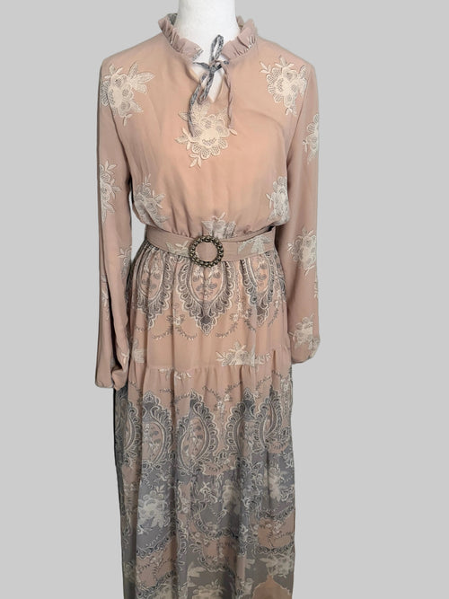Elegant Chiffon Modest Maxi Dress with Embroidered Lace – Long Sleeve Formal Abaya Dress
